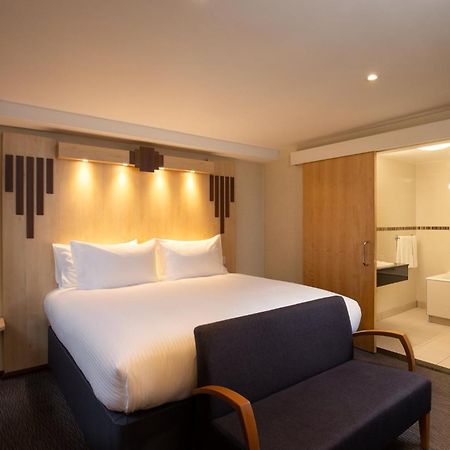 Tavistock Hotel Лондон Экстерьер фото