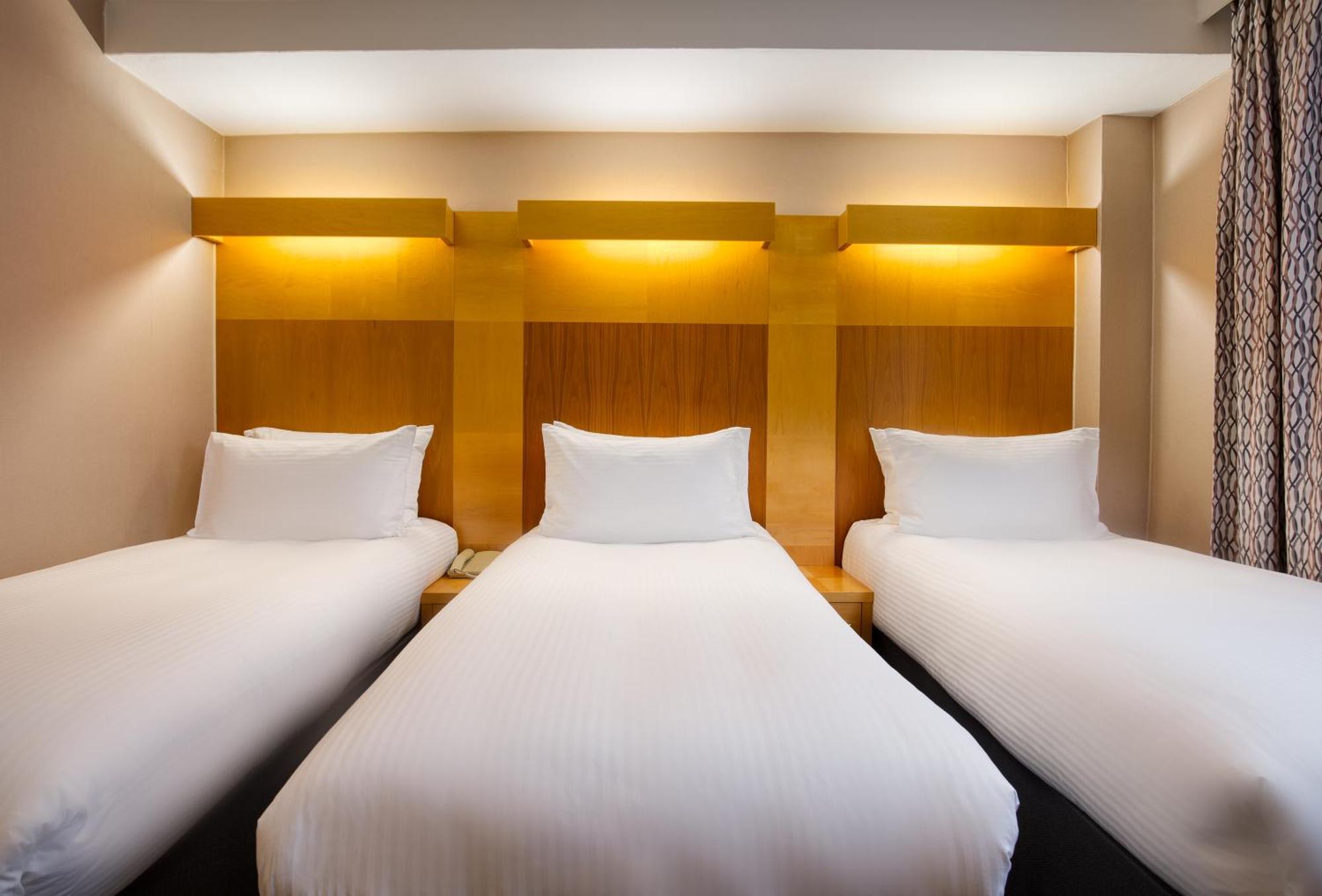 Tavistock Hotel Лондон Экстерьер фото
