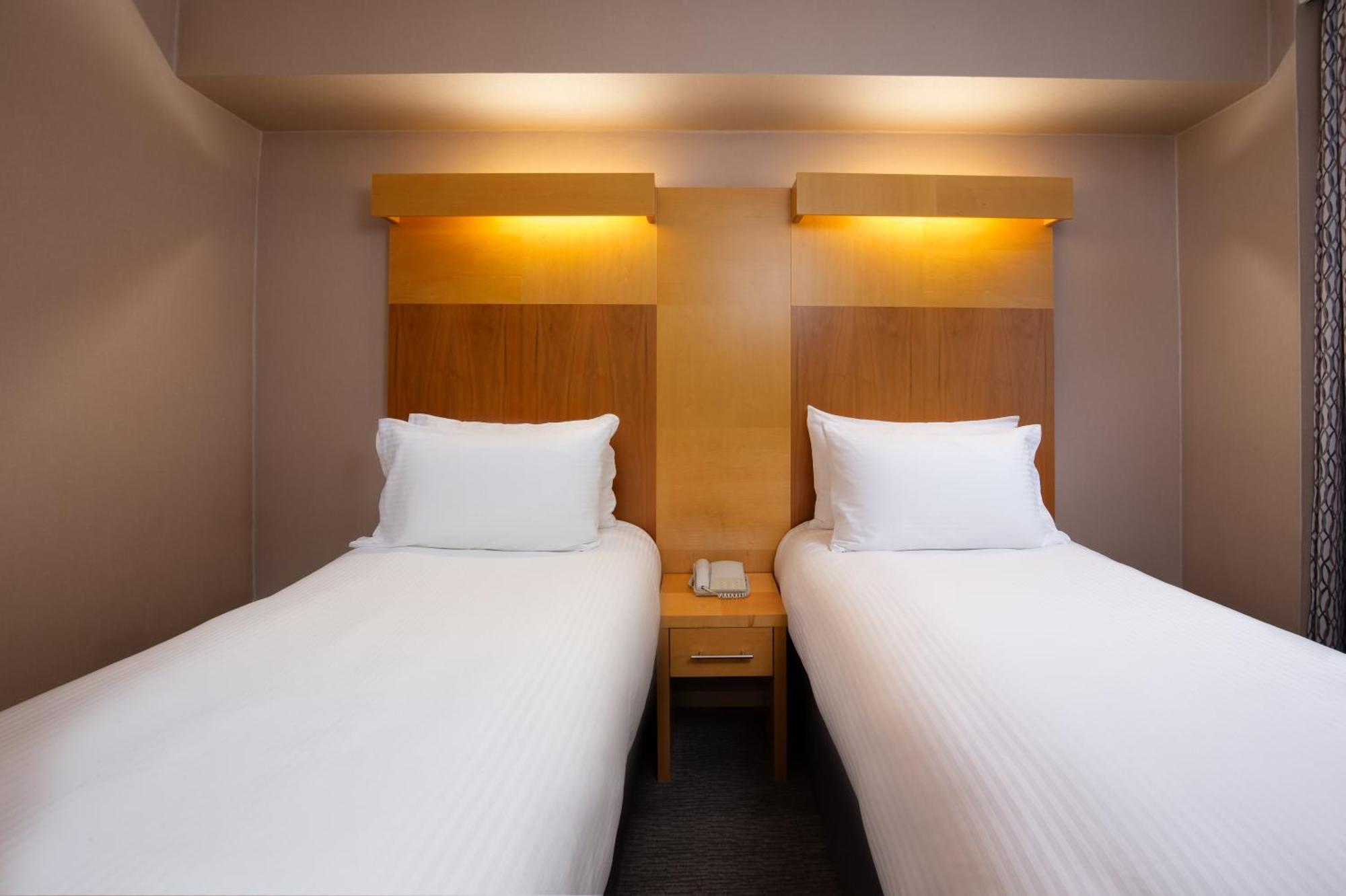 Tavistock Hotel Лондон Экстерьер фото